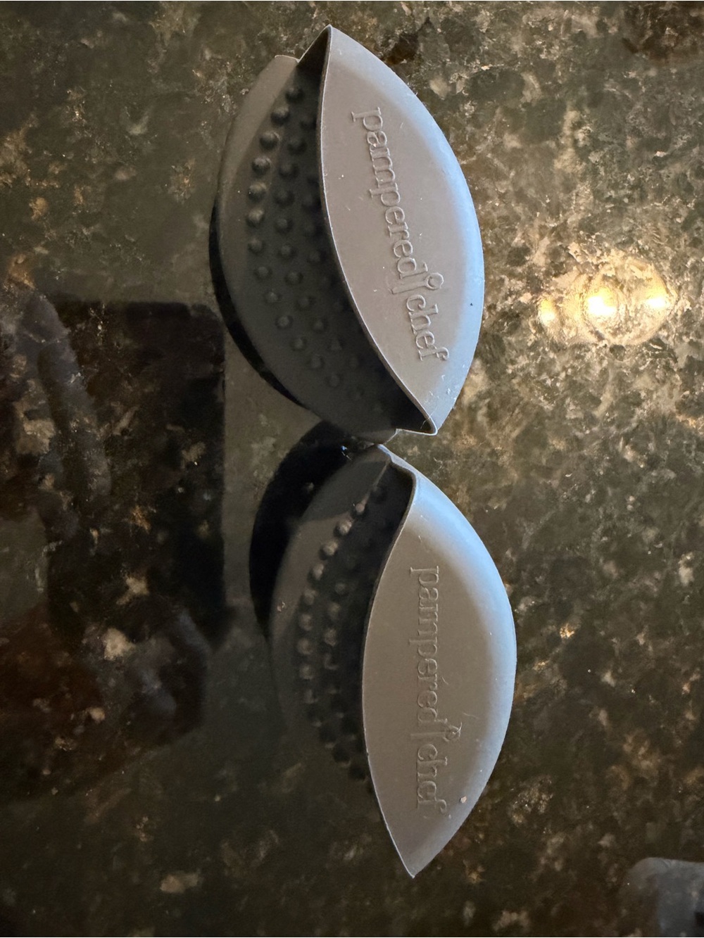 Pampered Chef Black Silicone Microwave Pot Holder